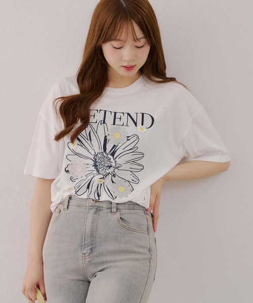continuer de NICE CLAUP tシャツ ビックデイジープリントT