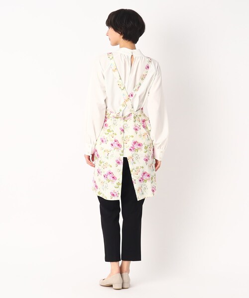 ローラアシュレイ　エプロン　花柄　クチュールローズ LAURA ASHLEY（ローラアシュレイ） エプロン クチュール ローズ柄