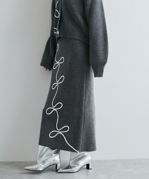 VIS（ビス） スカート 「WEB限定」リボンコード刺繍ニットスカート