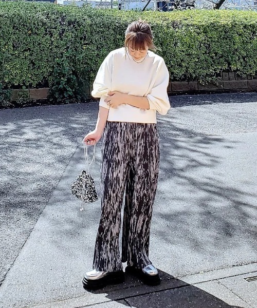 Graphpaper ベージュ プリーツ入りワイドパンツ Graphpaper - グラフペーパー25SS WOMENS Satin Easy Wide Pants