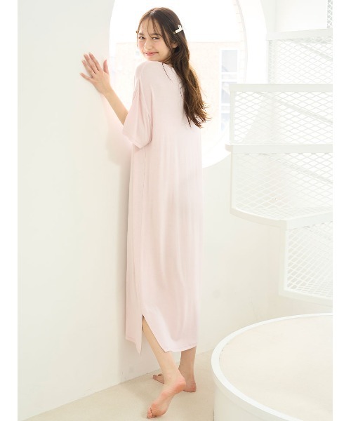 SNIDEL  新品 ワンピース 部屋着 SNIDEL HOME ルームウェア 部屋着 チョコモチーフTシャツ