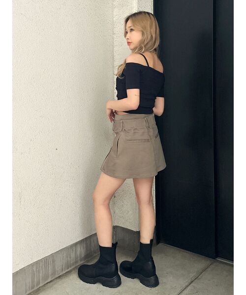 即日発送！GYDA ハーフスリーブカシュクールオフショルショートTOPS BK ハーフスリーブカシュクールオフショルショートトップス[品番