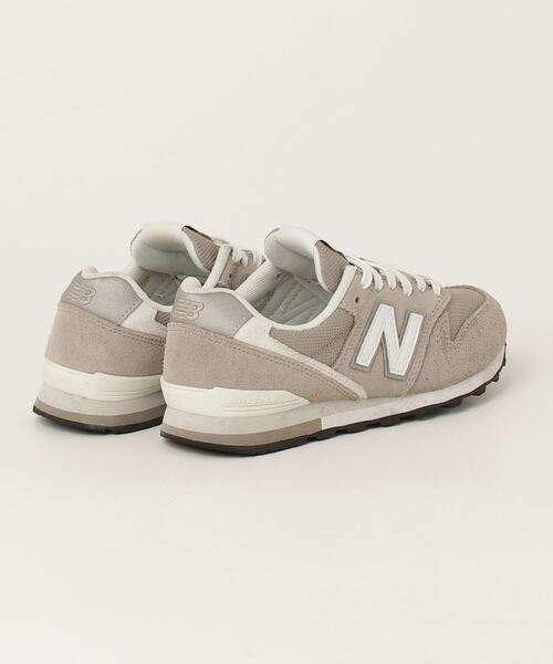 新品　New Balance レディース スニーカー ベージュ　23.5 New Balance（ニューバランス） ローカットスニーカー 23.5cm ベージュ