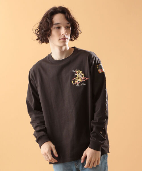 「AVIREX」 長袖Tシャツ MEDIUM カーキ メンズ