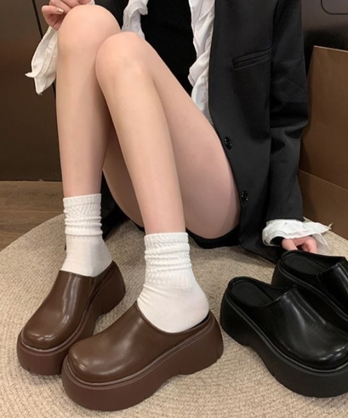 ローファー 厚底サボサンダル/ローファー 秋冬トレンド レディース