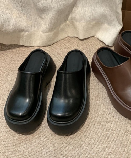 ローファー 厚底サボサンダル/ローファー 秋冬トレンド レディース