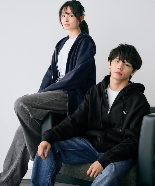 Calvin Klein（カルバン・クライン） パーカー ロングスリーブ