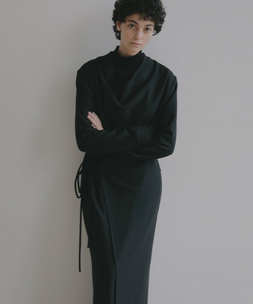 「ETRE TOKYO」 長袖ワンピース M ブラック レディースの画像