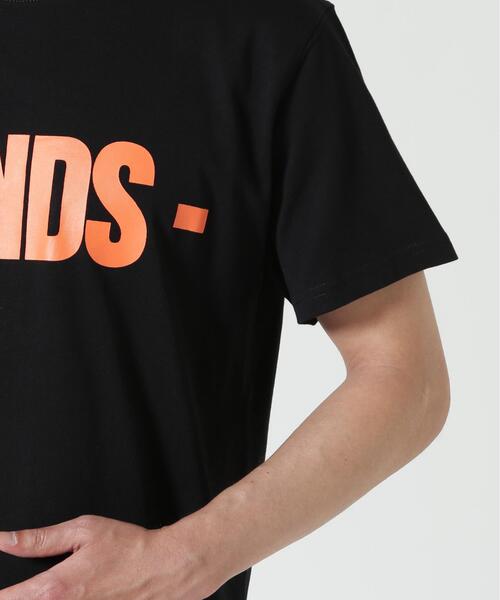 Vlone Benjamin Ｔシャツ ブラック S VLONE（ヴィーロン） tシャツ VLONE/ヴィーロン/CLASSIC LOGO-FRIENDS