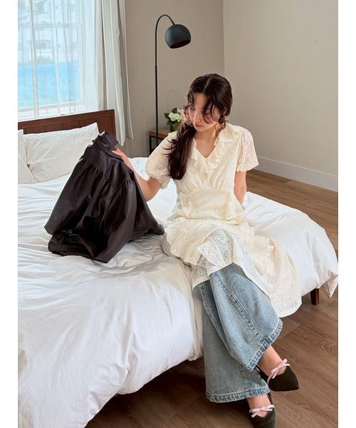 LILY BROWN（リリーブラウン） ワンピース フリルレースカット 