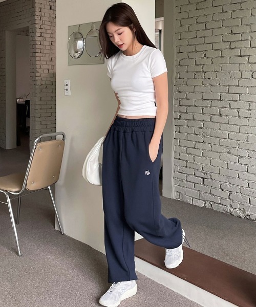 パンツ A'GEM/9 × .kom 「muah muah/ムーアムーア」 STITCH LOGO