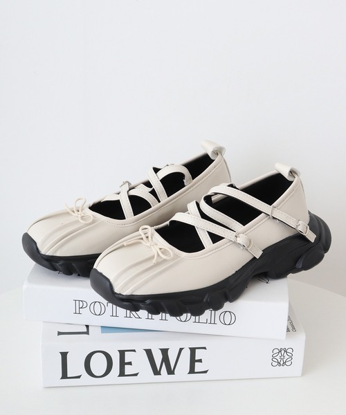 lawgy ディファレントマテリアルダブルリボンスニーカー セール】different material double ribbon sneaker / ディファ