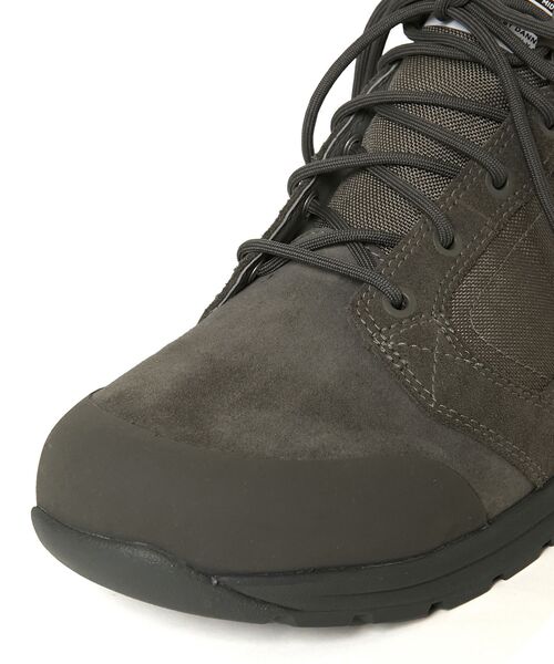 スニーカー TRAINING SHOES メンズの画像