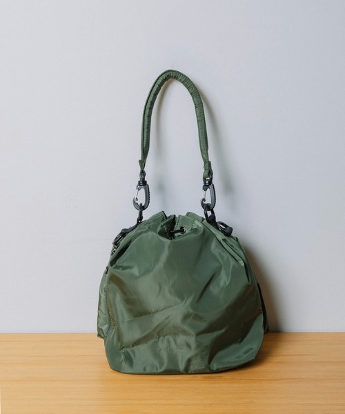 CUNE ヘルメットバッグ 2way グリーン サンプル品 ヘルメットバッグ｜ウサギがいる｜CUNE ONLINE STORE