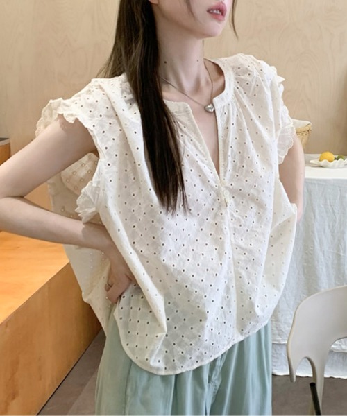 ブラウス シャツ Vネックパンチングフリルレースブラウス レディース