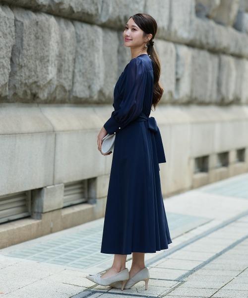 R-B413/美品 blugirl ドレス ワンピース ビジュー 総柄 40 紺 ブルーガール R-B413/美品 blugirl ドレス ワンピース ビジュー 総柄
