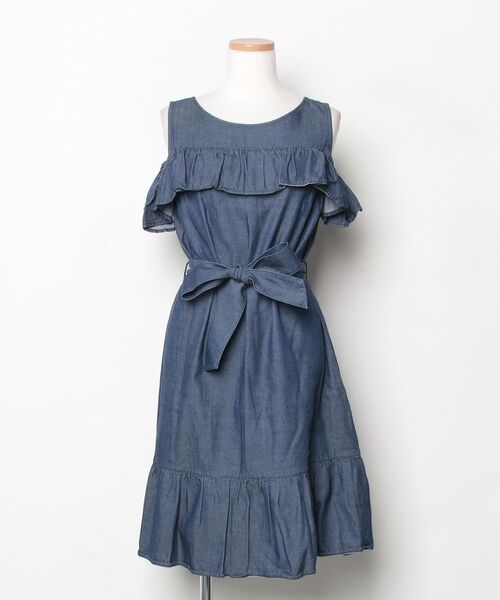 BLUE LABEL CRESTBRIDGE（ブルーレーベルクレストブリッジ