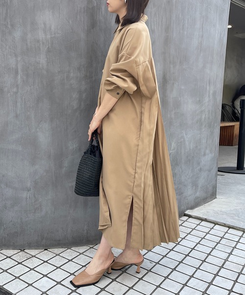 「MAISON BREEZE」 長袖ワンピース FREE ベージュ レディース_画像3