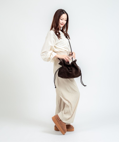 AULENTTI（オウレンティ） ショルダーバッグ バッグ 「AULENTTI