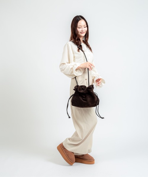 AULENTTI（オウレンティ） ショルダーバッグ バッグ 「AULENTTI