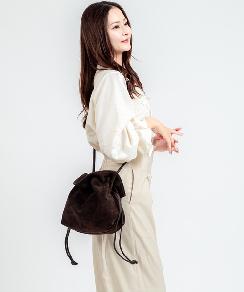 AULENTTI（オウレンティ） ショルダーバッグ バッグ 「AULENTTI