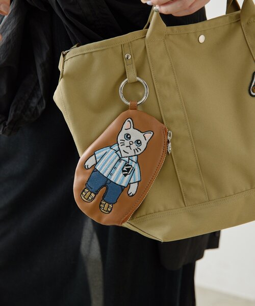 ear PAPILLONNER（イア パピヨネ） sampo×earコラボ刺しゅうレザー