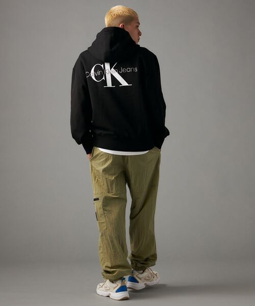 Calvin Klein（カルバン・クライン） パーカー ユニセックス