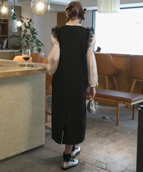 ブラックチュールドレス Vネック フリル BONLECILL noir ドレス 「BONLECILL noir」チュールフリル深Vネック