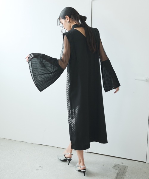 完売品　AIC. シアー切り替えプリーツスリーブワンピース AIC. ワンピース シアー切り替えプリーツスリーブワンピース