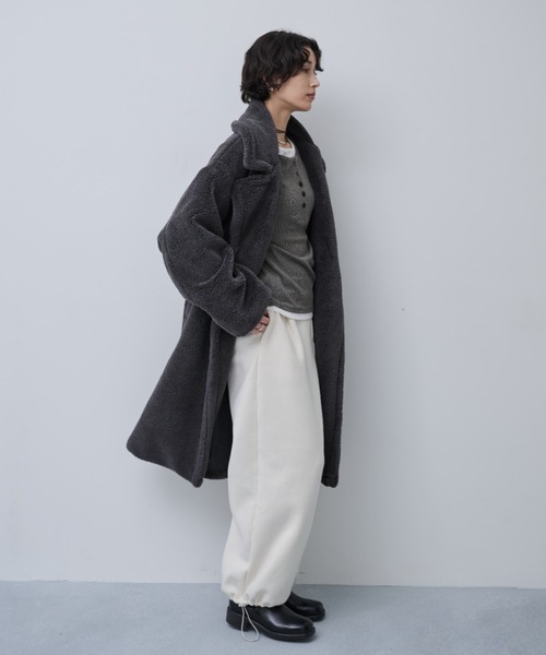 AIC. コート チェスターコート ボアロングテーラードコート レディース