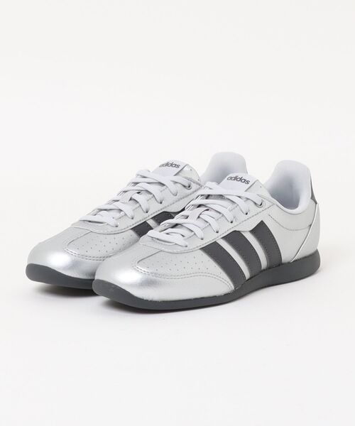 シルバーグレーのバタデコーラ adidas（アディダス） スニーカー BARREDA LO バレダ ロー HQ7384 MATT