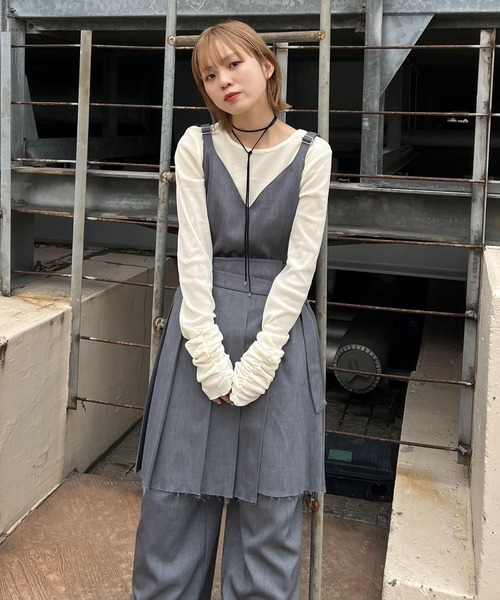 「KBF」 スカートスーツ 38 ベージュ レディースの画像