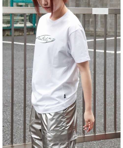 Tシャツ・カットソー LMC CREW SWEATSHIRT gray 0LM44FSW152GRY LMC tシャツ 「UNISEX」LMC／METALLICロゴT 2114128 メンズ