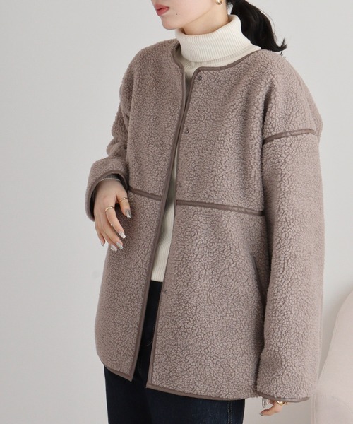 On One's Own ジャケット ノーカラージャケット ボリュームボア裏地