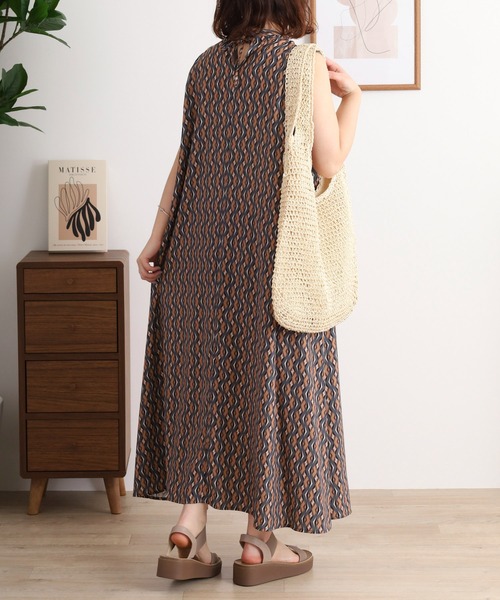 ワンピース A.N.L マルチカラー幾何柄プリントノースリーブロング