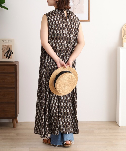 ワンピース A.N.L マルチカラー幾何柄プリントノースリーブロング