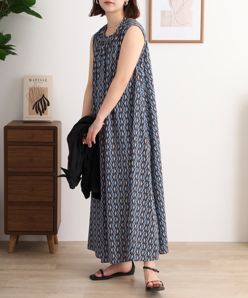 ワンピース A.N.L マルチカラー幾何柄プリントノースリーブロング