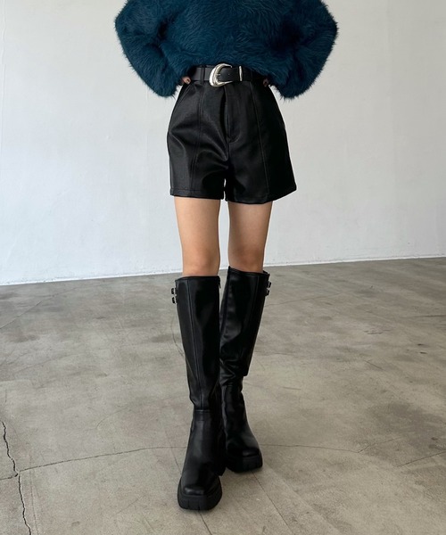 PAGEBOY（ページボーイ） パンツ フェイクレザーショートパンツ