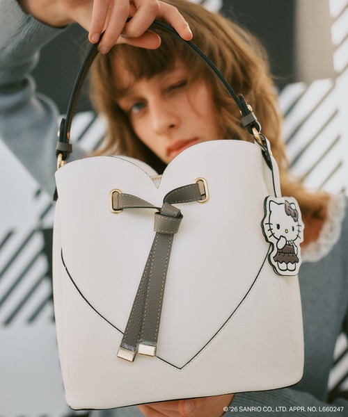 VIS（ビス） ショルダーバッグ バッグ 「HELLO KITTY×VIS」ハート