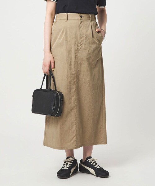 スカート グロッシー スカートの画像