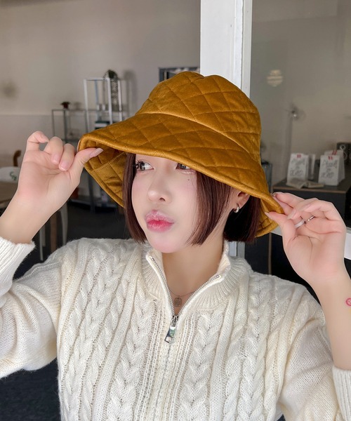 美品 PATOU バケットハット キルティング 最安値で Patou | キルティング パトゥ バケットハット 帽子 - 帽子