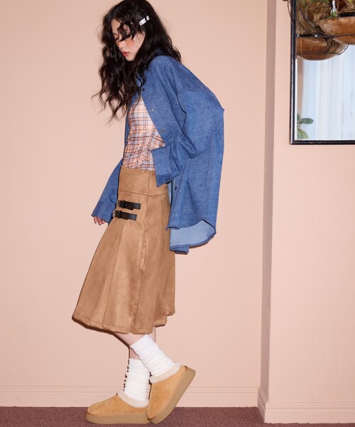 スカート MARY QUANT × PUBLUX/マリークワント フェイクスエード ダブルベルト ローライズ プリーツスカート　限定展開 | PUBLUX | 04