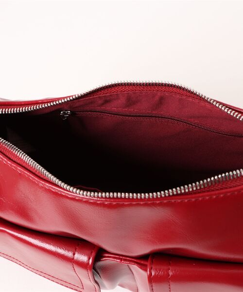◇【大人気モデル】レッドカラーレザーBAG32㎝ショルダー付き美品◇ ショルダーバッグ バッグ 「ポケットデザイン×光沢感」レディース