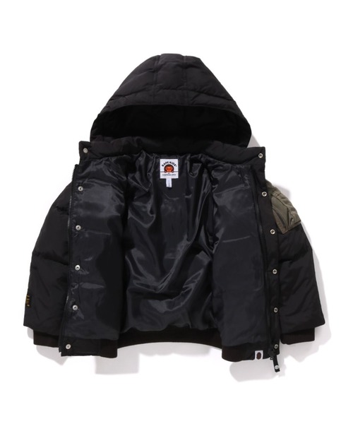 A BATHING APE（アベイシングエイプ） ダウン アウター BAPE HOODIE