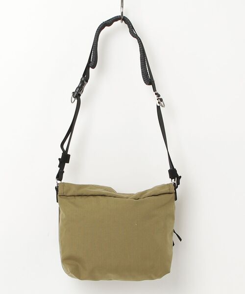 「FREDRIK PACKERS」 ワンポイントショルダーバッグ - グリーン メンズ_画像2
