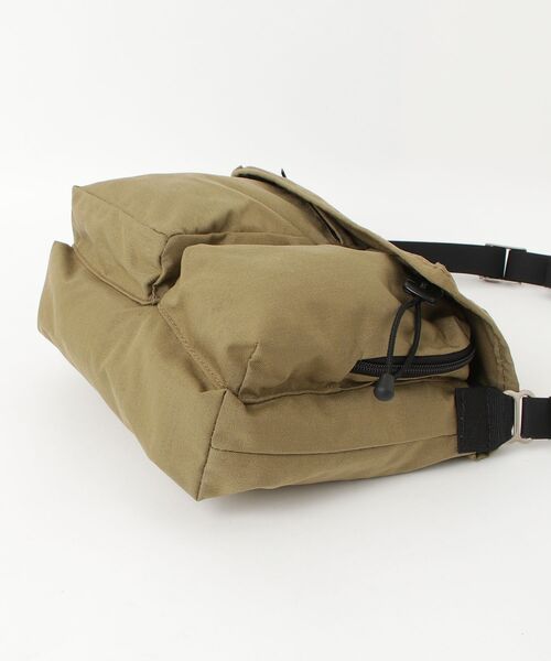 「FREDRIK PACKERS」 ワンポイントショルダーバッグ - グリーン メンズ_画像3