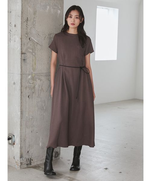 【新品】ミラオーウェン　ワンピース Mila Owen（ミラオーウェン） ワンピース 半袖 シルキータッチ半袖