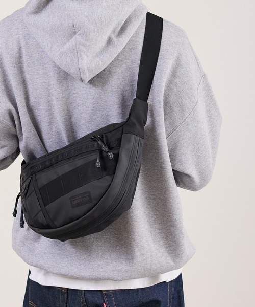 WHITE MOUNTAINEERING（ホワイトマウンテニアリング） ショルダー