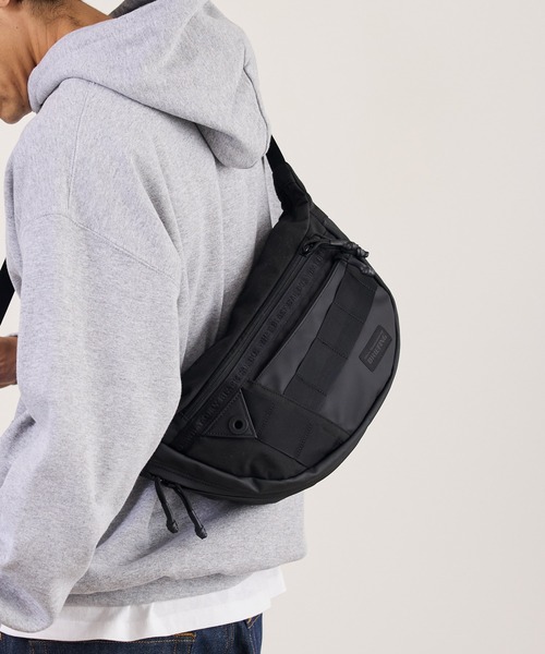WHITE MOUNTAINEERING（ホワイトマウンテニアリング） ショルダー