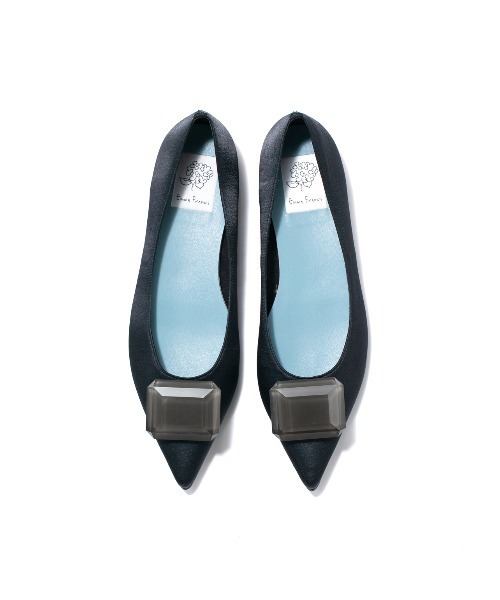 パンプス ポインテッドトゥ ビッグビジュー フラットパンプス